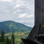 Chilloutzonе - будинок з безкоштовним джакузі та кінотеатром Slavske