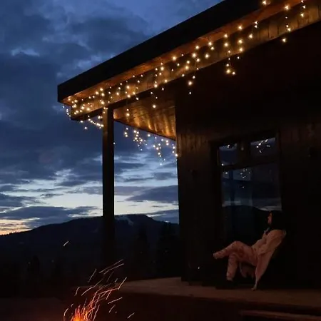 펜션 Chilloutzonе - будинок з безкоштовним джакузі та кінотеатром 슬랍스크