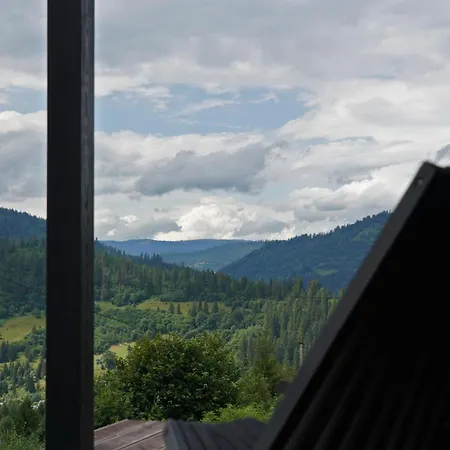 Holiday home Chilloutzone: House With Free Jacuzzi And Cinema Slavske