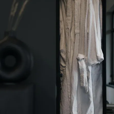 Chilloutzonе - будинок з безкоштовним джакузі та кінотеатром Nyaraló Szlavszke