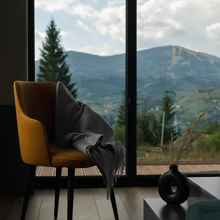 Ferienhaus Chilloutzonе - будинок з безкоштовним джакузі та кінотеатром