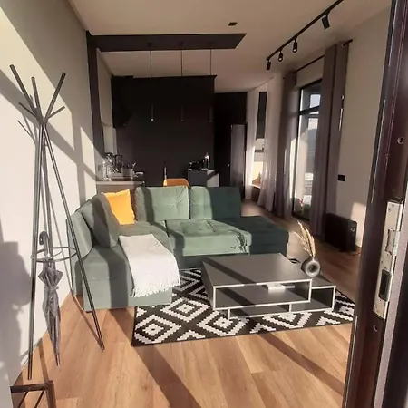 펜션 Chilloutzonе - будинок з безкоштовним джакузі та кінотеатром *