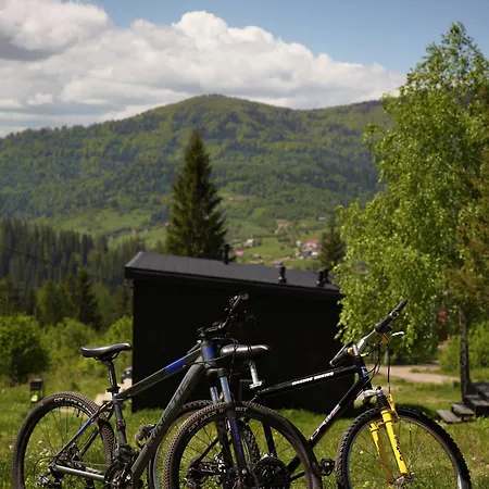 펜션 Chilloutzonе - будинок з безкоштовним джакузі та кінотеатром 슬랍스크