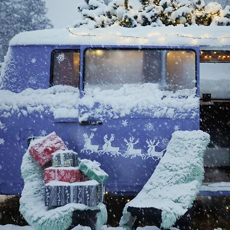 Chilloutzonе - будинок з безкоштовним джакузі та кінотеатром Szlavszke