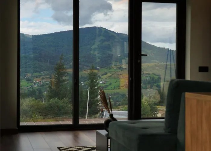 Chilloutzone: House With Free Jacuzzi And Cinema * Slavske